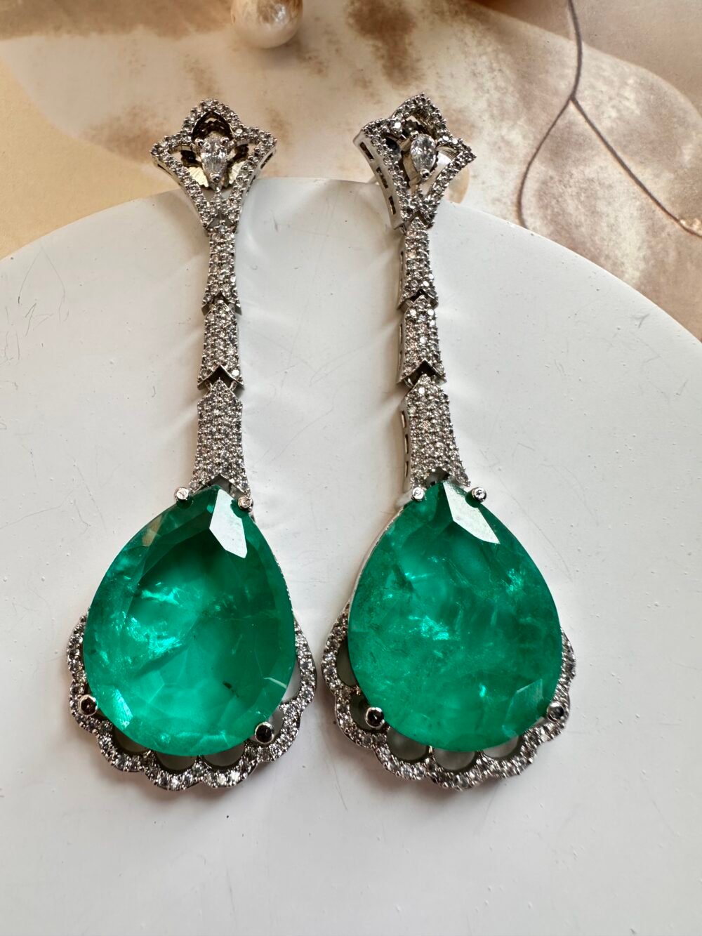 Aurora Emerald Danglers - Image 4