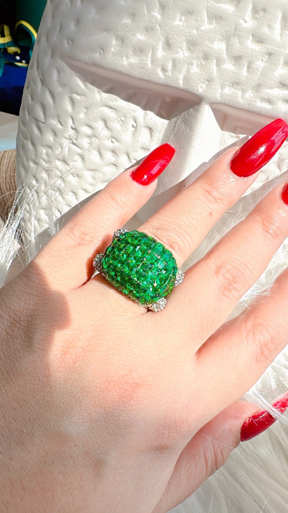 Abeeha Emerald Ring - Image 6