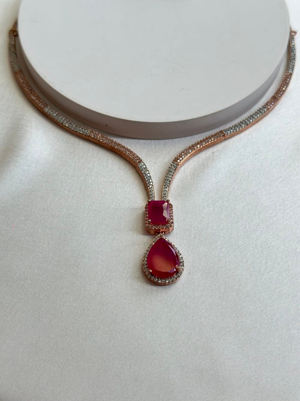 Mia Ruby Necklace Set - Image 4