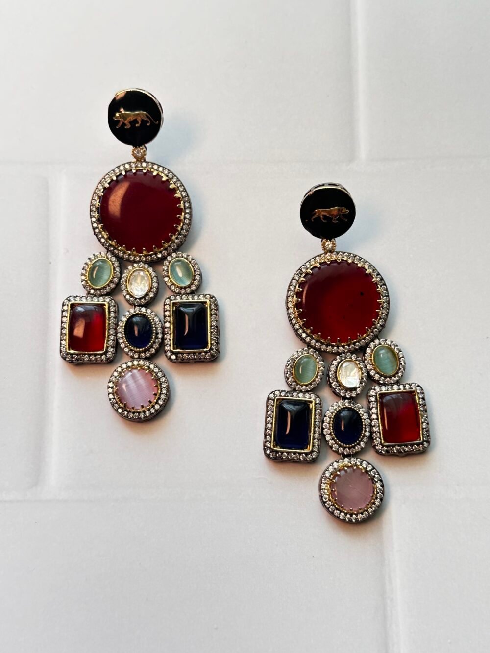 Mayra Dangler Earrings - Image 3