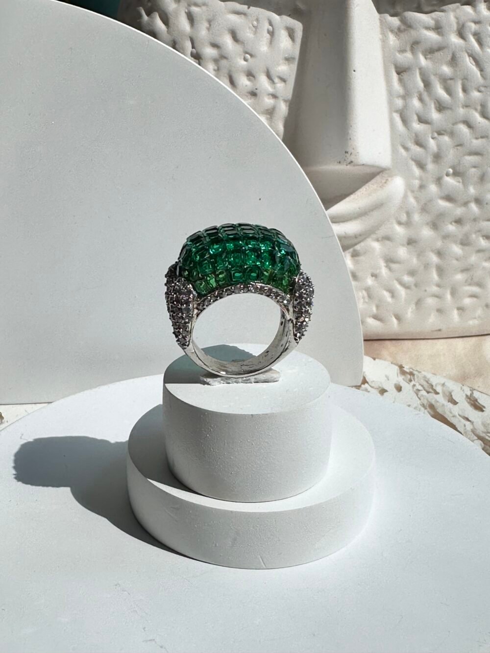 Abeeha Emerald Ring - Image 4